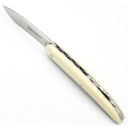 The 4810 folding knife in elforyn